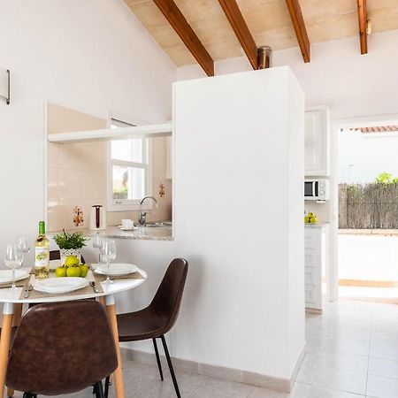 Rimar 6, 2 Bedroom Apartment, Cap D'Artrutx Cala en Bosch Kültér fotó